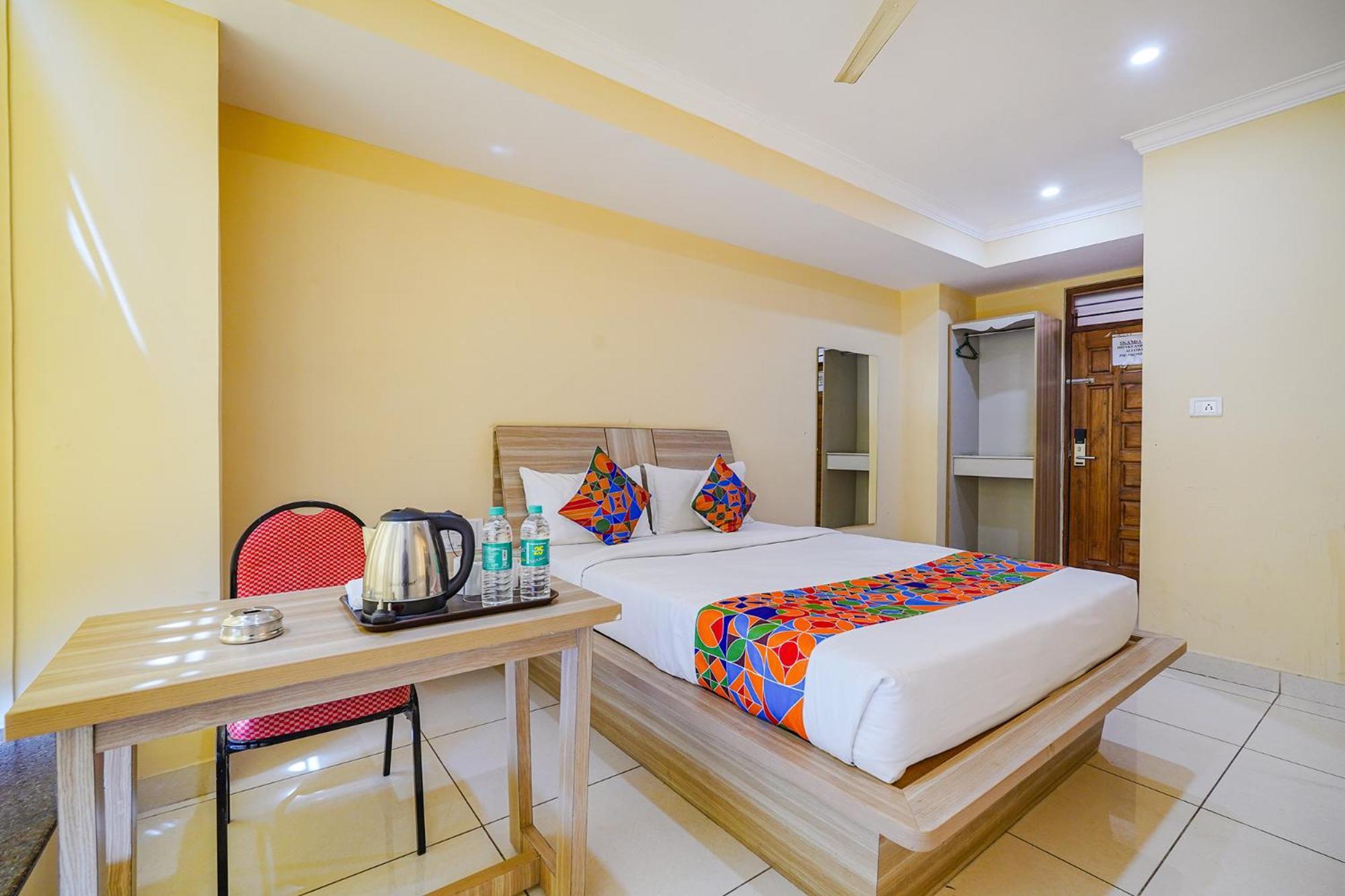 Fabhotel Bns Comforts Bangalore Buitenkant foto